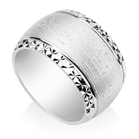 https://www.goldiam.easystockhosting.com/sites/default/files/041_whitegold%20%28%D7%A7%D7%98%D7%9F%29.jpg